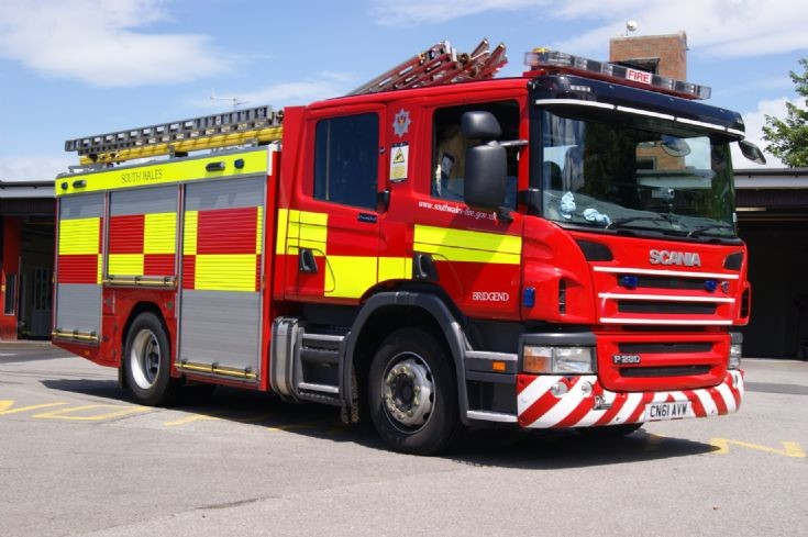 Fire Engines Photos South Wales 2011 Scania JDC Water Tender Ladder