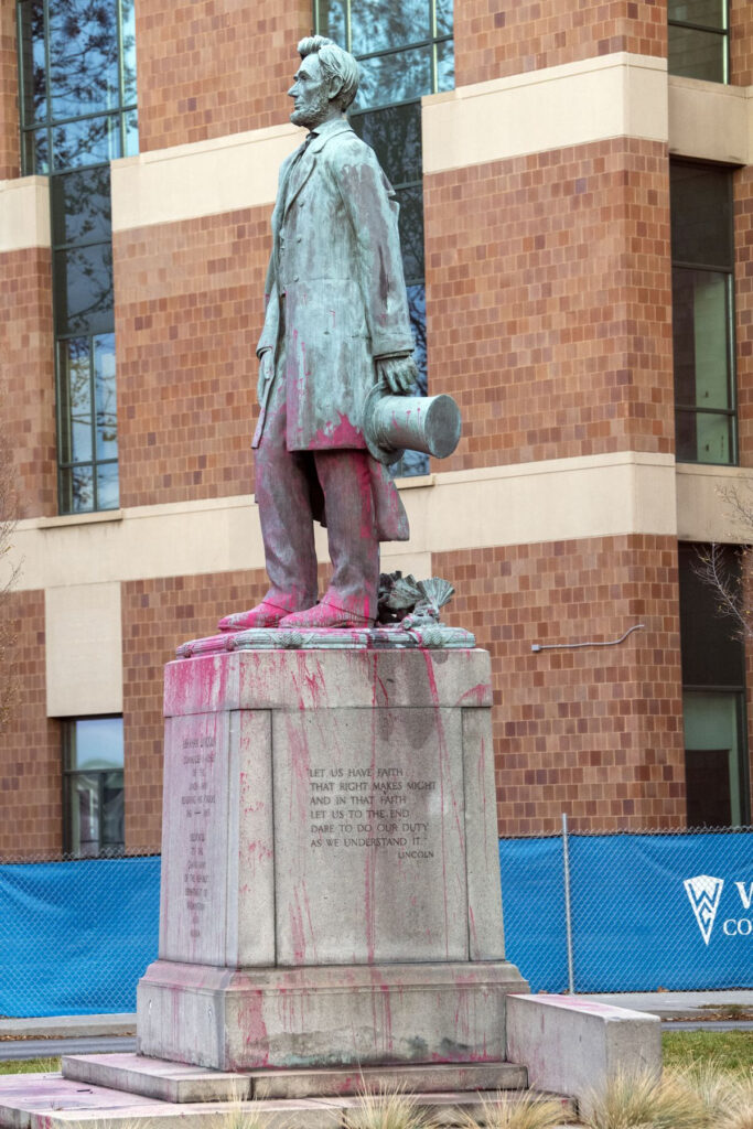 Spokane s Lincoln Statue Vandalism Is Getting International Attention 